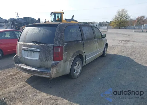 2008 Dodge Grand Caravan Sxt z USA, uszkodzony, nr VIN 2D8HN54P28R123360